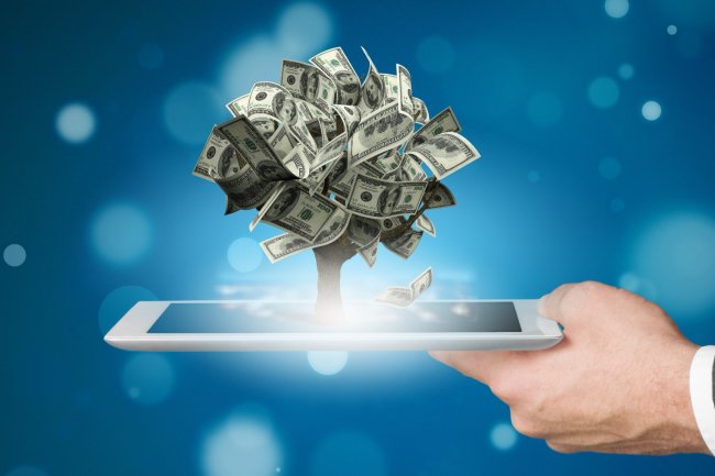 Mengarungi Gelombang Perubahan: Petualangan Koperasi di Dunia Digital dengan Alokop.id